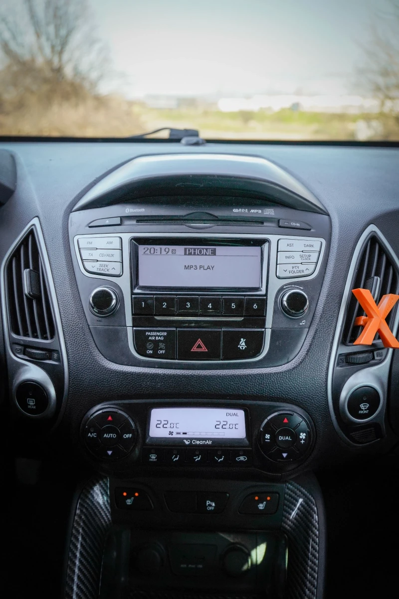 Hyundai IX35, снимка 11 - Автомобили и джипове - 53584715