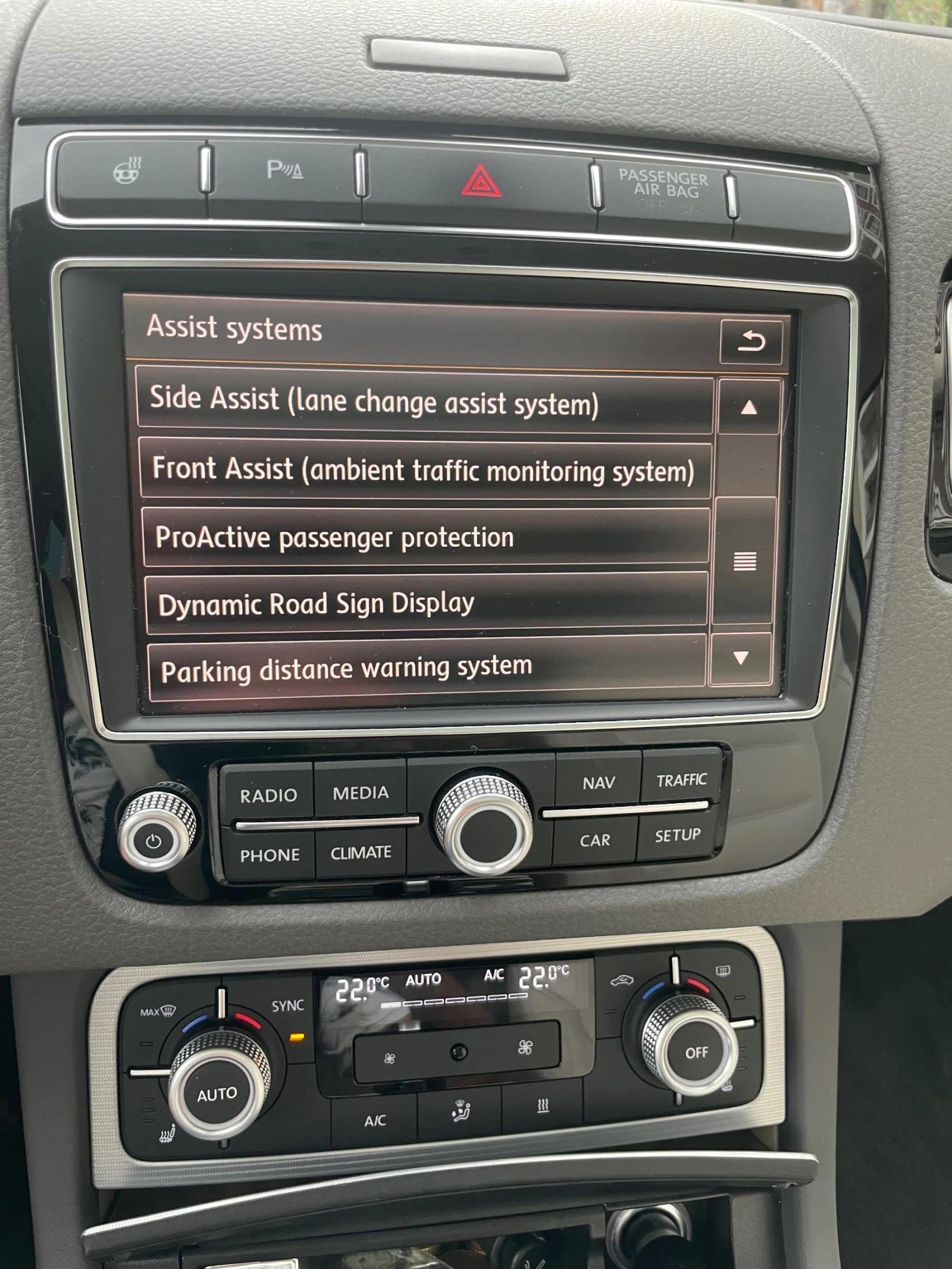 VW Touareg R-line  | Mobile.bg   14