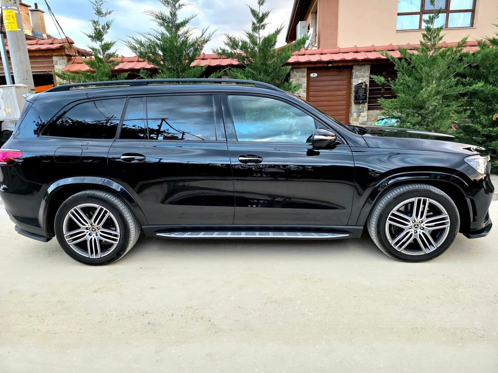 Mercedes-Benz GLS 400 D 4MATIC FULL AMG LINE 7-   100% | Mobile.bg   11