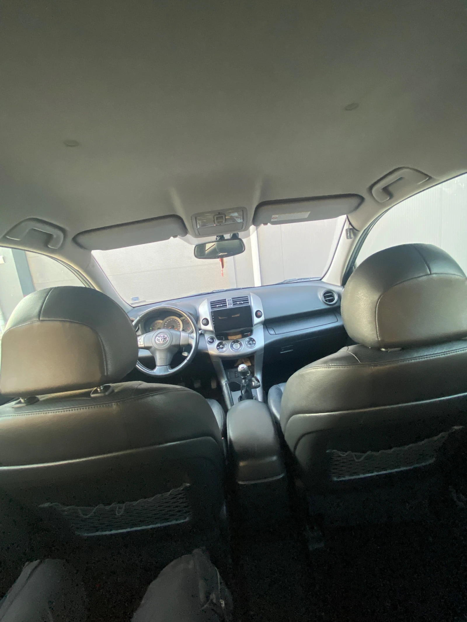 Toyota Rav4 D-4D luxury - изображение 10