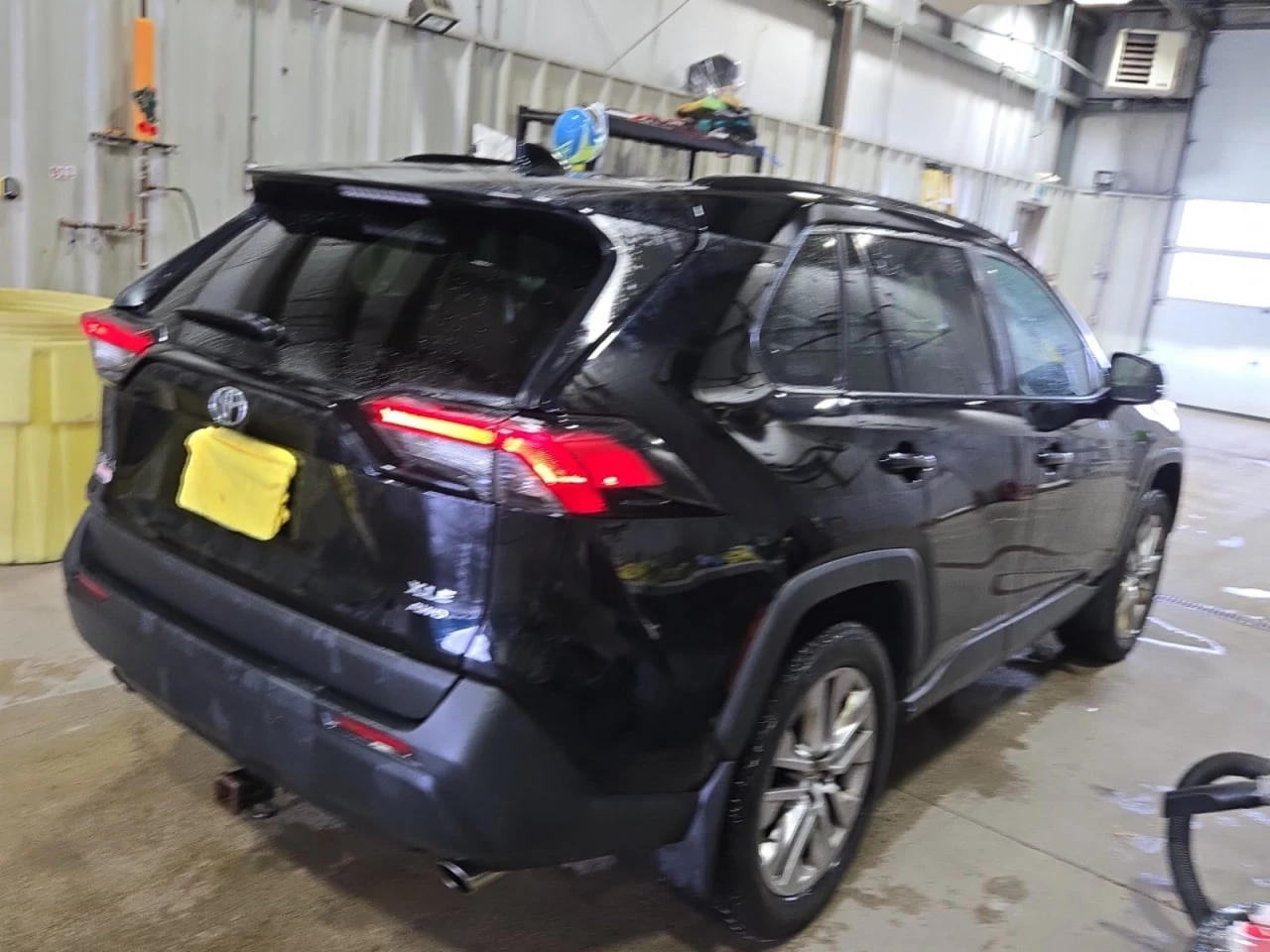 Toyota Rav4 AWD XLE * CARFAX * АвтоКредит * Цена до България*  - изображение 3