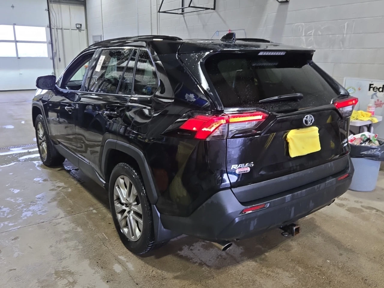 Toyota Rav4 AWD XLE * CARFAX * АвтоКредит * Цена до България*  - изображение 4