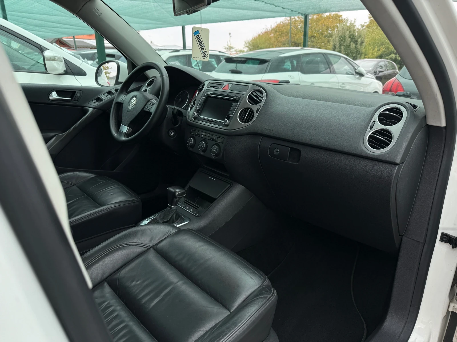 VW Tiguan 2.0TDi 4x4     | Mobile.bg   11