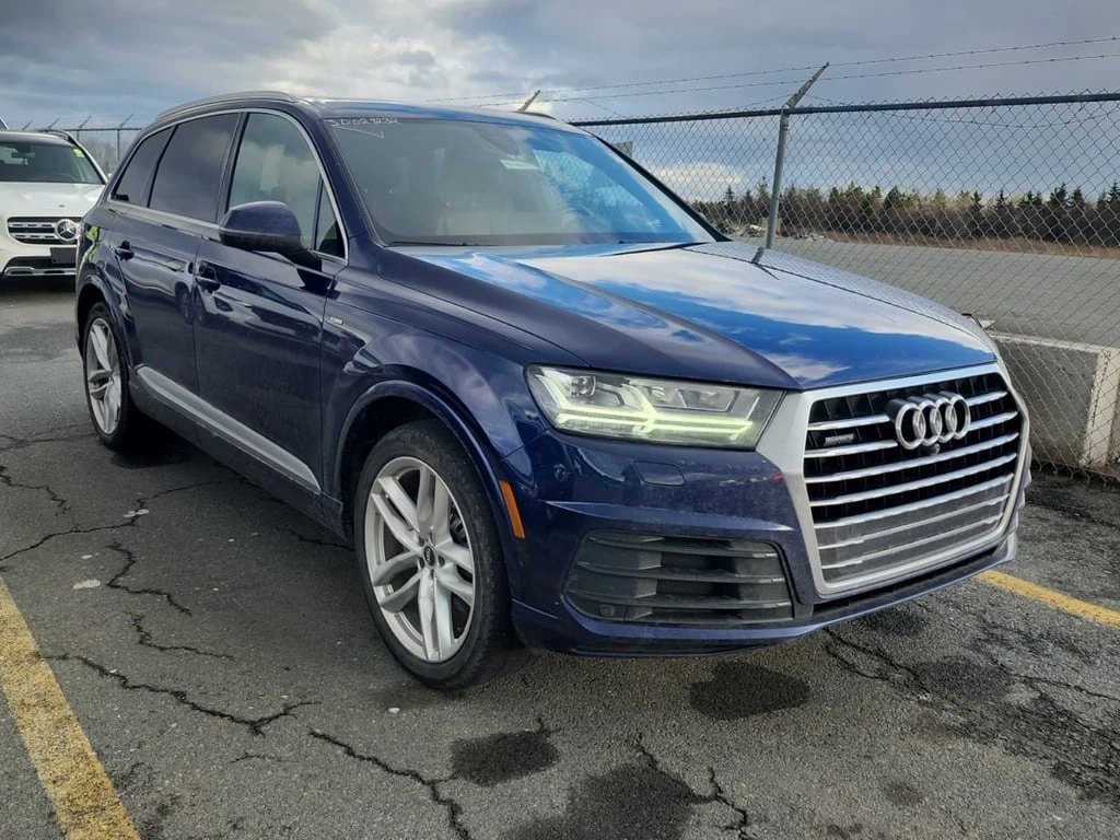 Audi Q7 * TECHNIK * CARFAX * ФИНАНСИРАНЕ - изображение 2