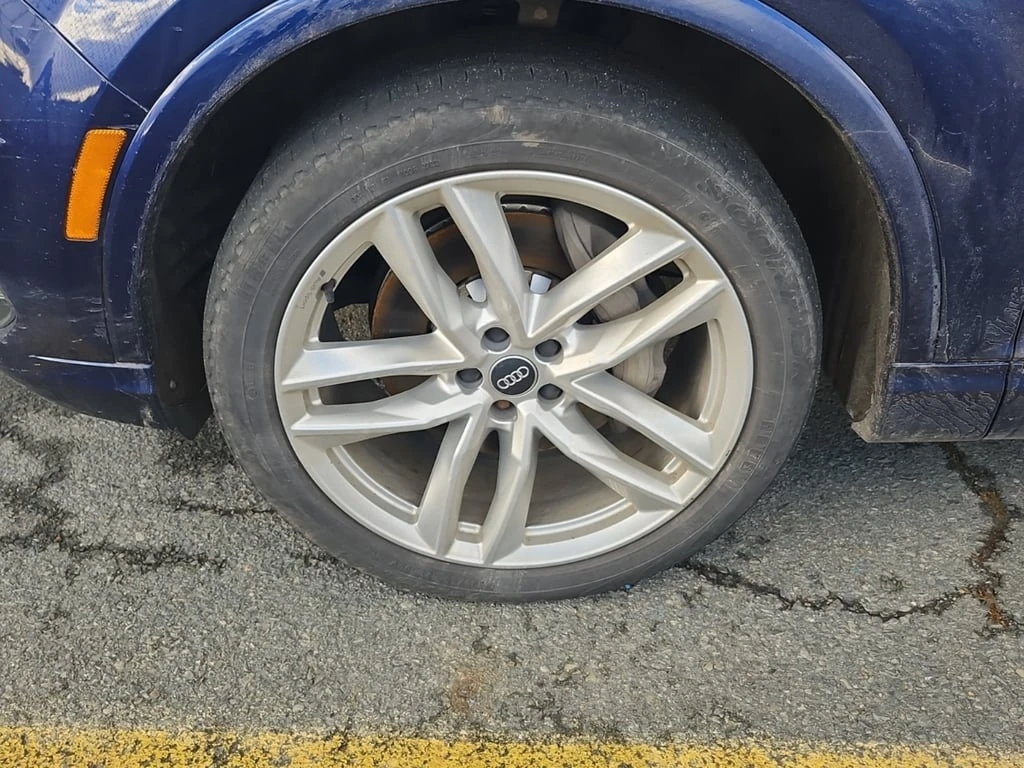 Audi Q7 * TECHNIK * CARFAX * ФИНАНСИРАНЕ - изображение 6