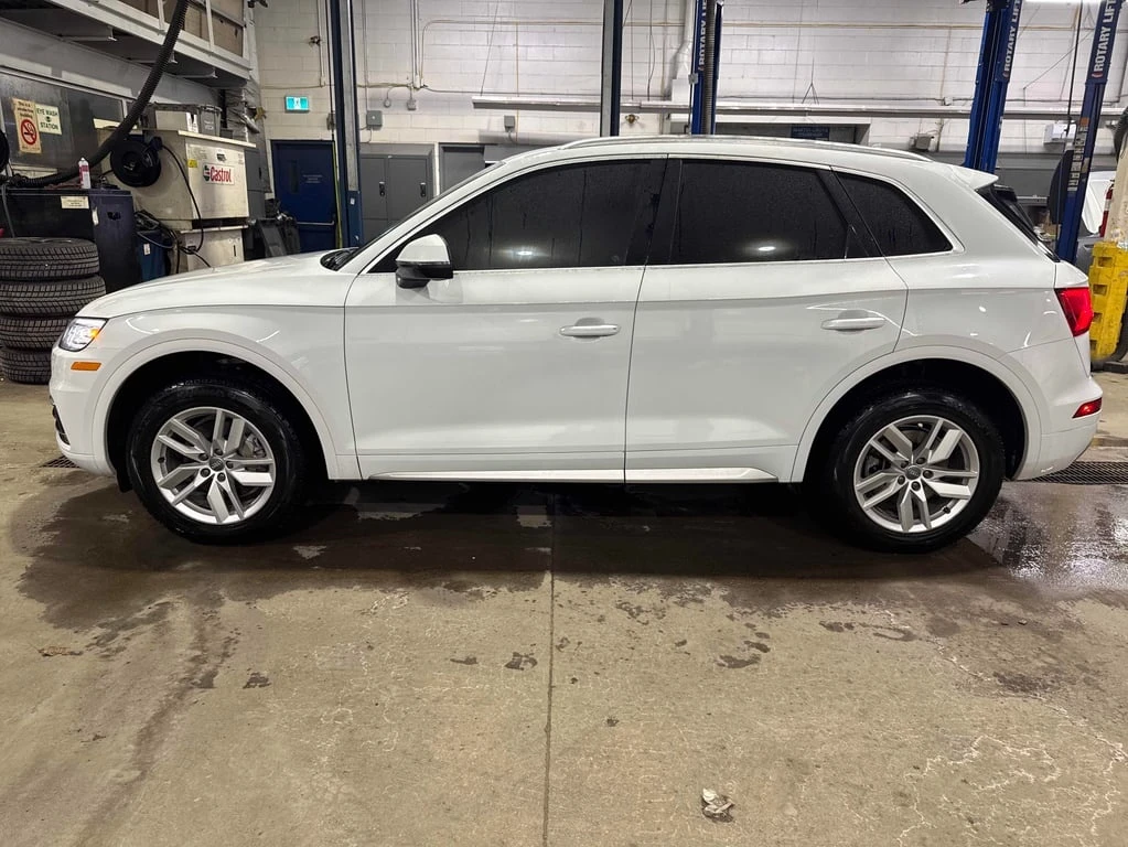 Audi Q5 * Komfort * CARFAX * БЕЗ ПЪРВОНАЧАЛНА ВНОСКА - изображение 2