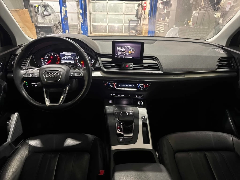 Audi Q5 * Komfort * CARFAX * БЕЗ ПЪРВОНАЧАЛНА ВНОСКА - изображение 9