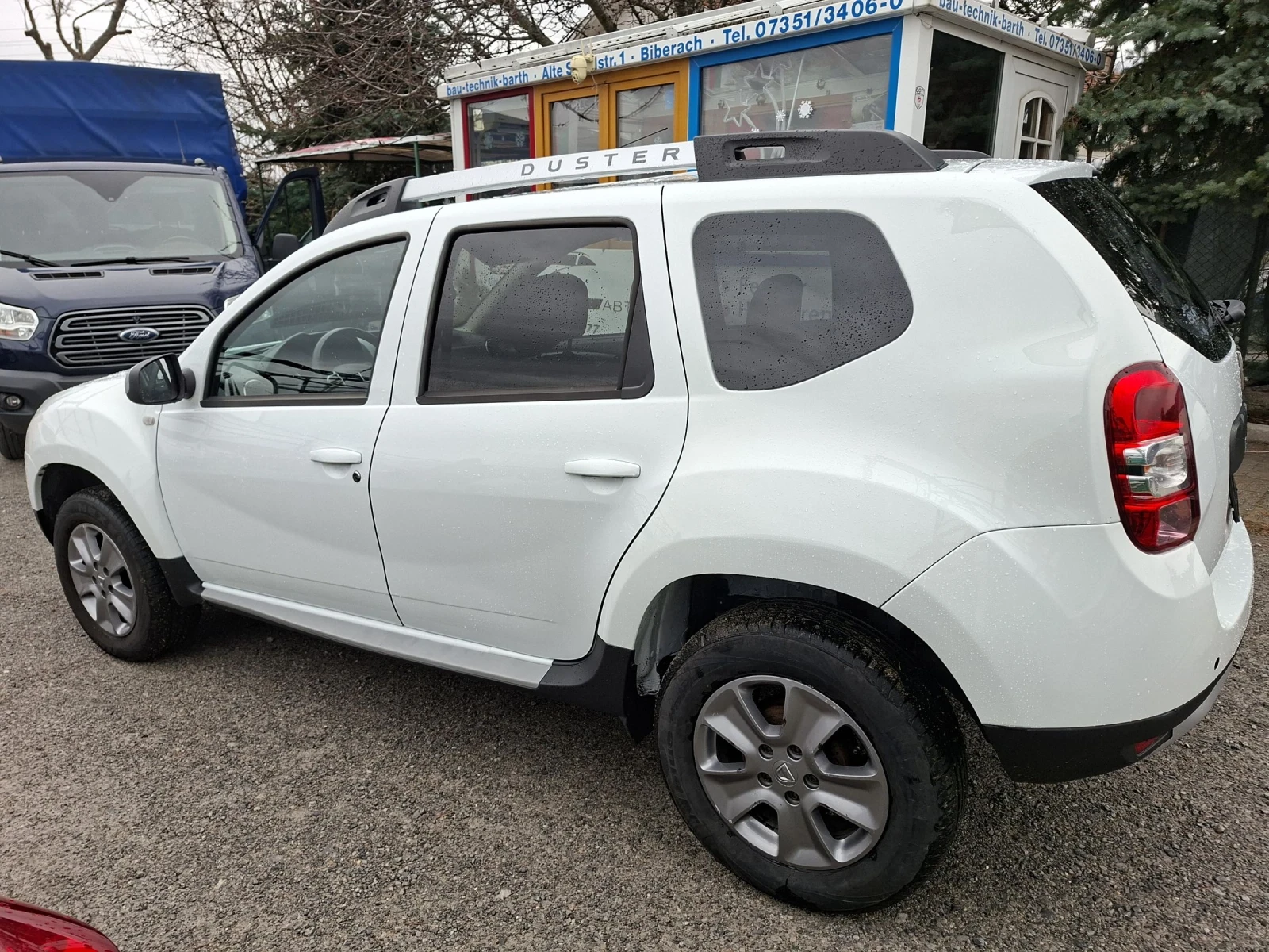 Dacia Duster 1.6I 4x4 Navi - изображение 7