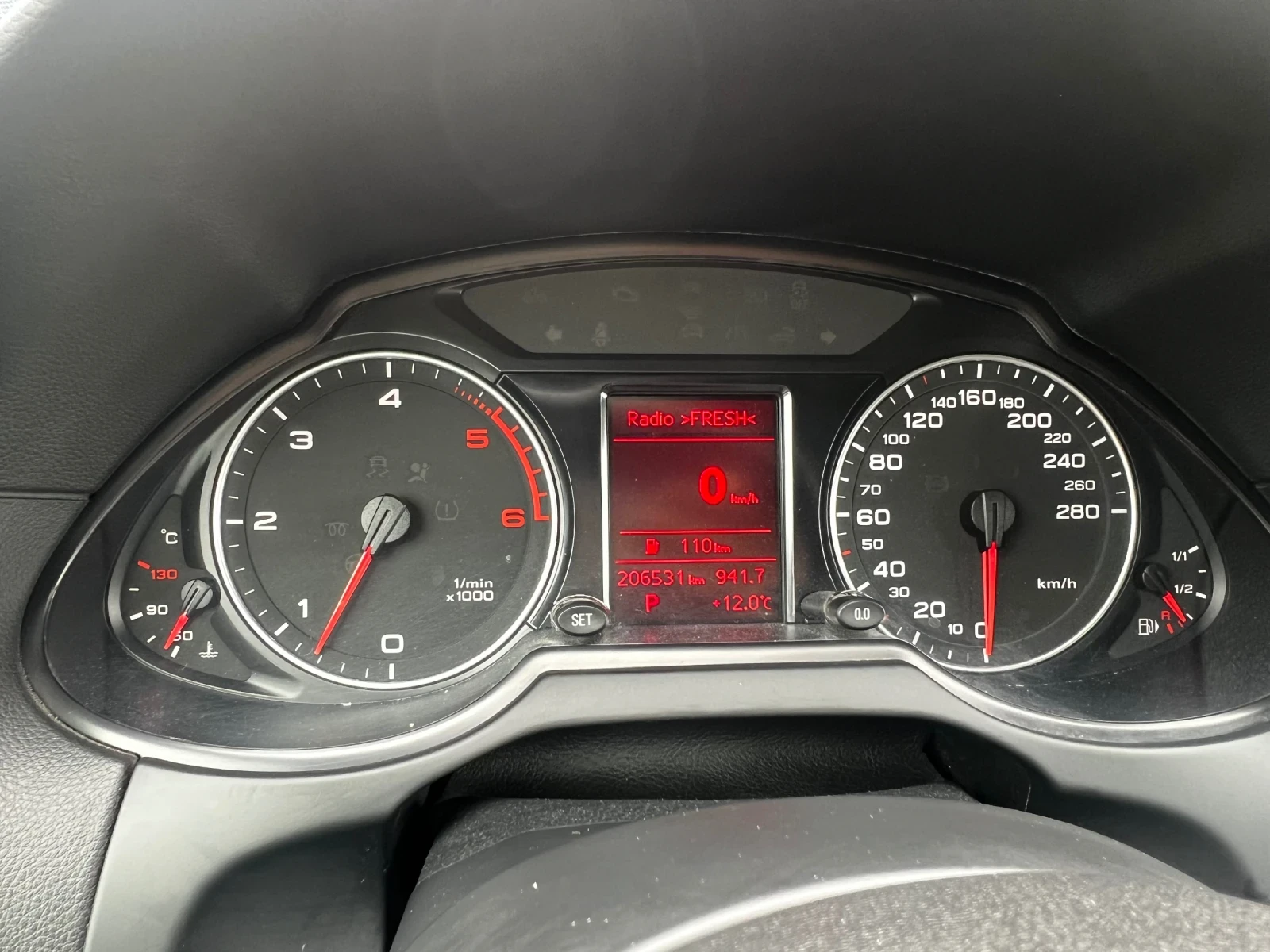 Audi Q5, снимка 15 - Автомобили и джипове - 54088263