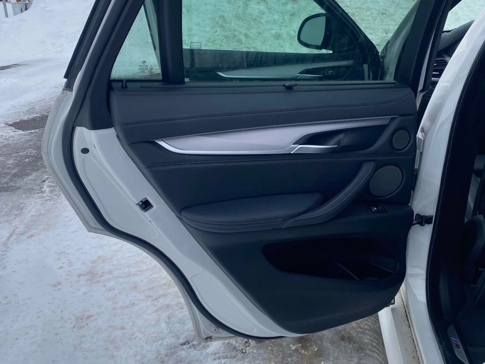 BMW X6 35i * ПОДГРЕВ * ПАНОРАМА * CAR FAX * АВТО КРЕДИТ *, снимка 8 - Автомобили и джипове - 54198311