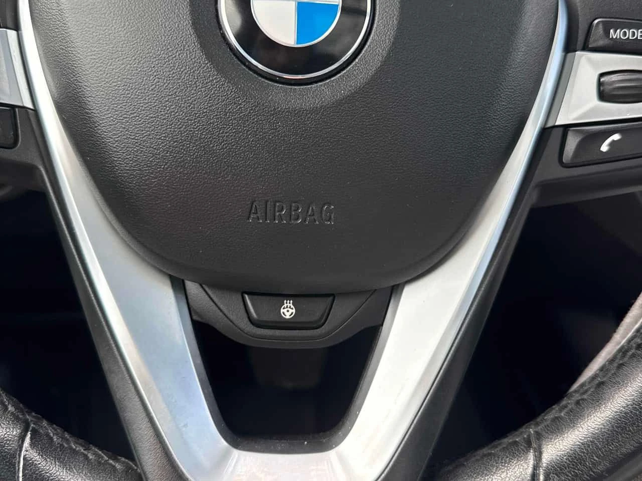 BMW X3 * xDrive30i * ПОДГРЕВ* ПАНОРАМА* ДИГИТАЛНО ТАБЛО, снимка 16 - Автомобили и джипове - 54499733