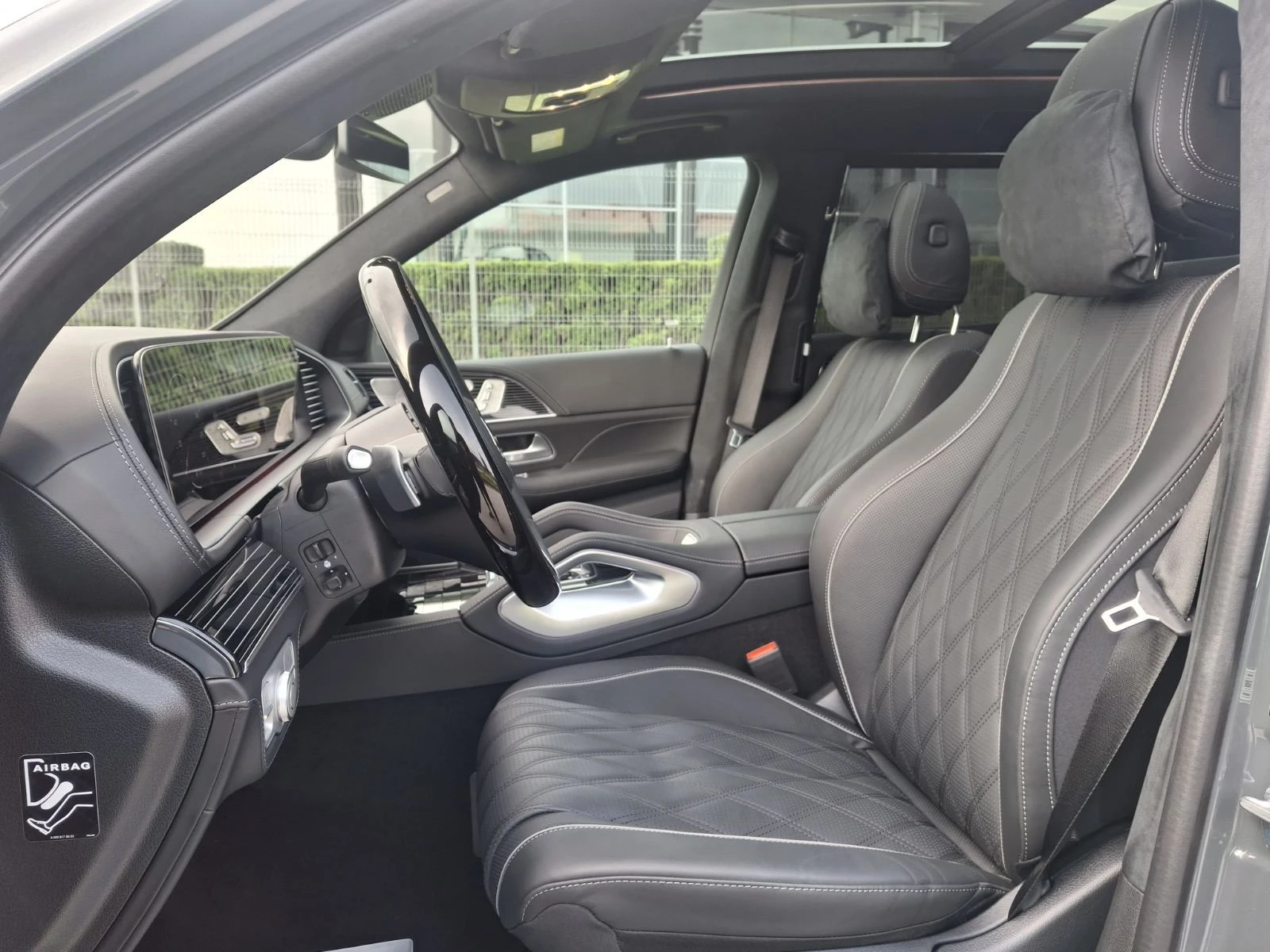 Mercedes-Benz GLS 600 Maybach 4MATIC, снимка 12 - Автомобили и джипове - 54632786