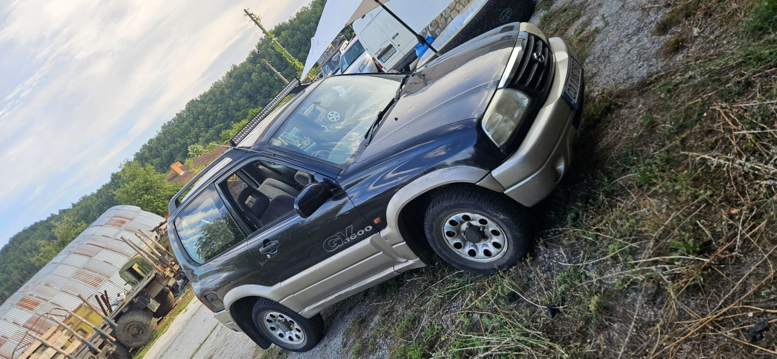 Suzuki Grand vitara, снимка 4 - Автомобили и джипове - 55390539