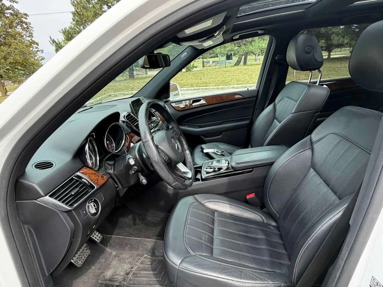 Mercedes-Benz GLE 400 4MATIC | CARFAX | АВТОКРЕДИТ БЕЗ ПЪРВОНАЧАЛНА, снимка 7 - Автомобили и джипове - 55419858