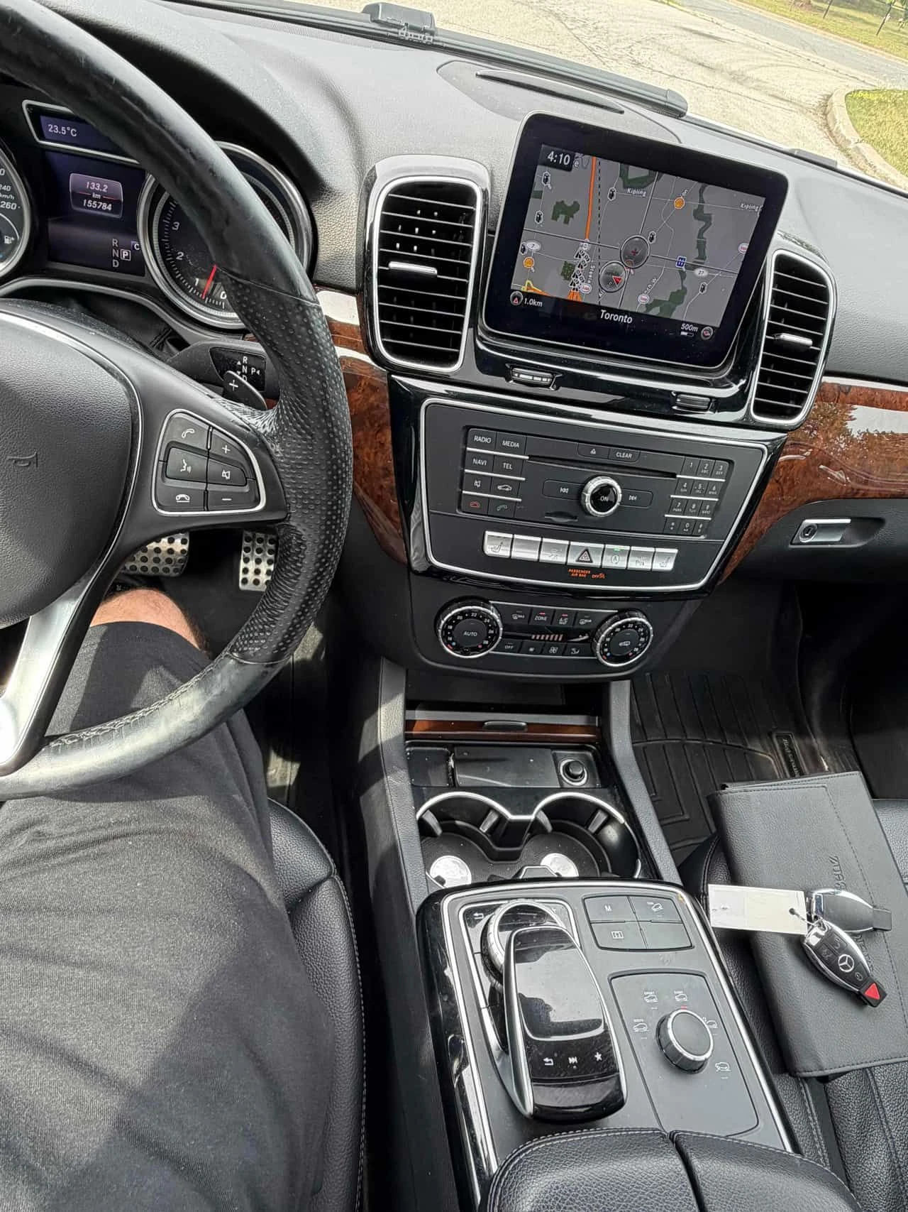 Mercedes-Benz GLE 400 4MATIC | CARFAX | АВТОКРЕДИТ БЕЗ ПЪРВОНАЧАЛНА, снимка 9 - Автомобили и джипове - 55419858
