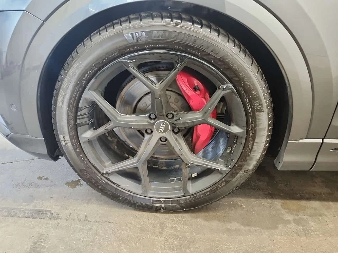 Audi SQ8  4.0 TFSI QUATTRO / DISTRONIC / 360 / MATRIX , снимка 8 - Автомобили и джипове - 55446302