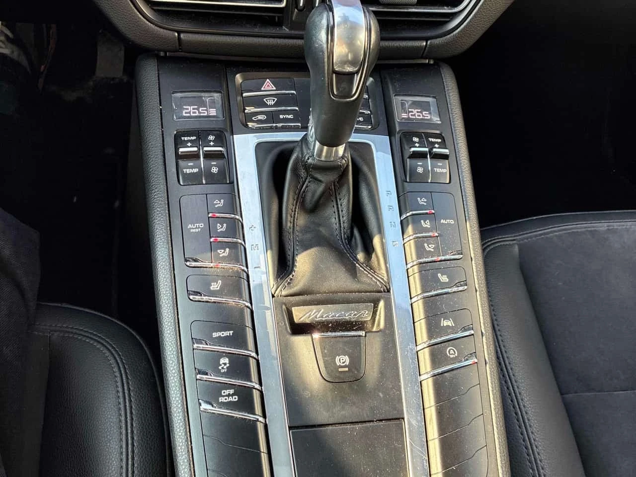 Porsche Macan * CARFAX * АВТОКРЕДИТ* , снимка 14 - Автомобили и джипове - 56728981