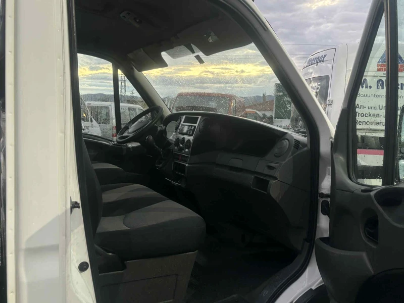 Iveco Daily 35C15 3.0 ПАДАЩ БОРД, снимка 11 - Бусове и автобуси - 52380545