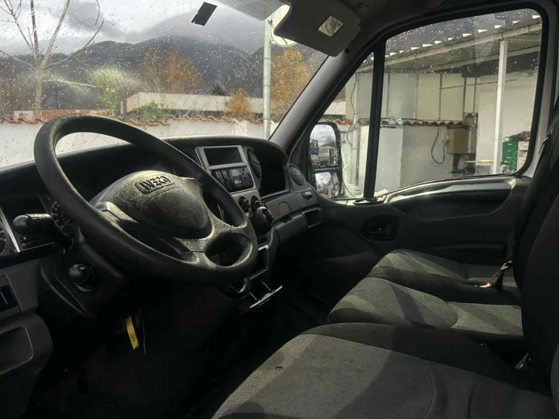 Iveco Daily 35C15 3.0 ПАДАЩ БОРД, снимка 10 - Бусове и автобуси - 52380545