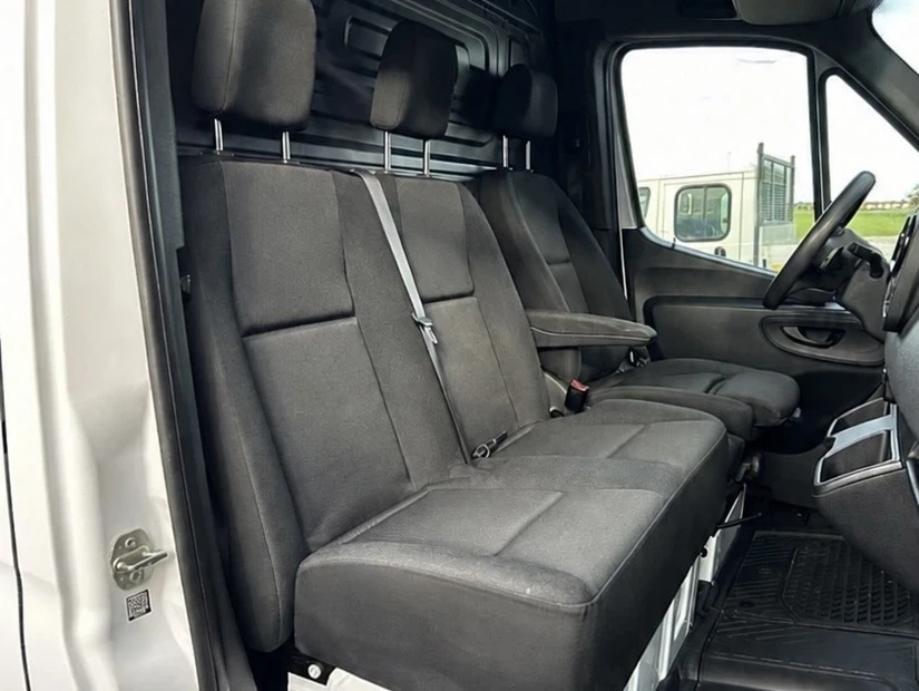 Mercedes-Benz Sprinter 319 MAXI XL 2022 AUTOMATIK 84000KM, снимка 7 - Бусове и автобуси - 55095149
