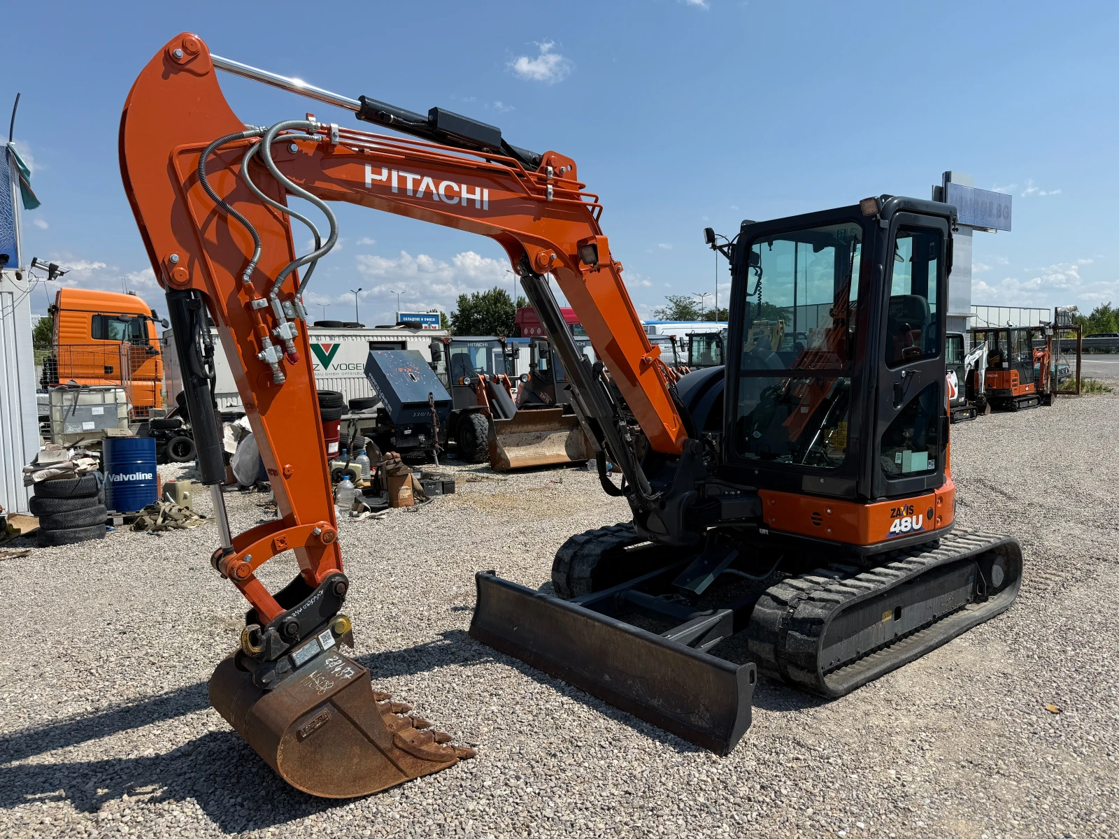 Багер Hitachi ZX 48 U-6, снимка 4 - Индустриална техника - 54414223