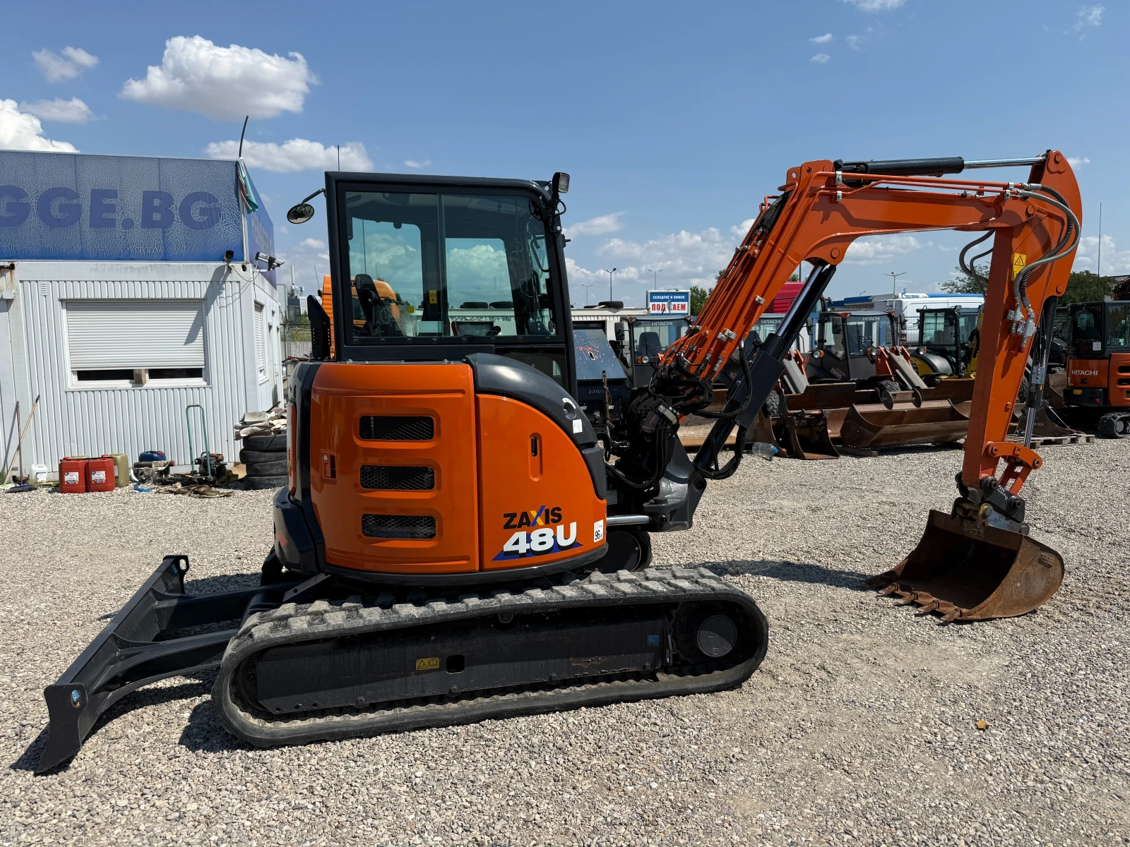 Багер Hitachi ZX 48 U-6, снимка 13 - Индустриална техника - 54414223