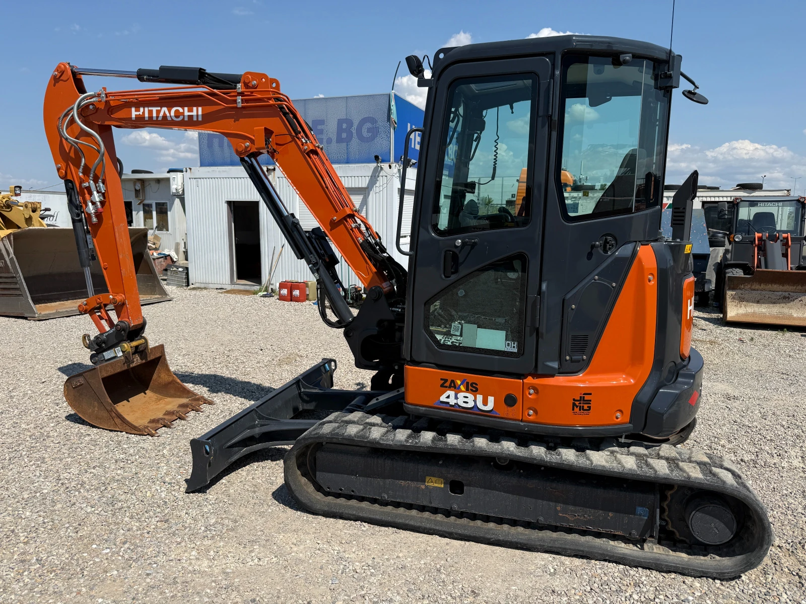 Багер Hitachi ZX 48 U-6, снимка 5 - Индустриална техника - 54414223