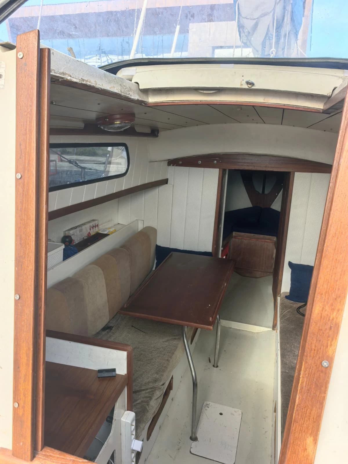 ���������� ����� Albin Marin Vega | Mobile.bg � ����������� 15