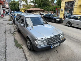 Mercedes-Benz 124 Катафалка, снимка 3