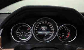 Mercedes-Benz E 300 Elegance, снимка 8