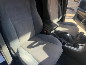 Toyota Corolla Комби, снимка 8