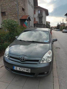  Toyota Avensis verso