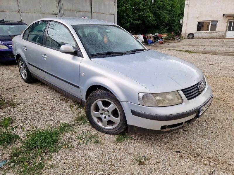 VW Passat 1.9TDI 110к.с., снимка 1 - Автомобили и джипове - 46042368