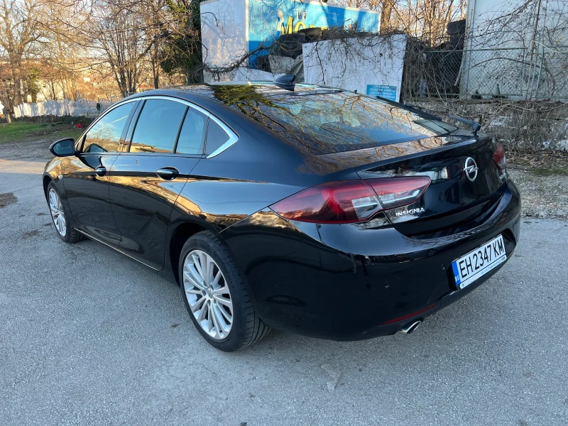 Opel Insignia 2.0d, снимка 10 - Автомобили и джипове - 48398918