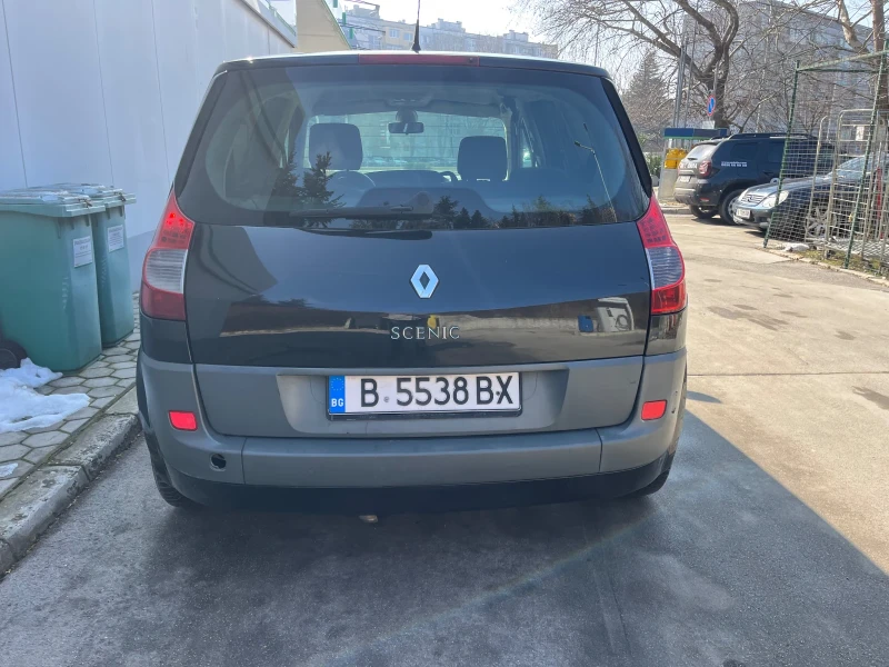 Renault Scenic, снимка 4 - Автомобили и джипове - 49445096