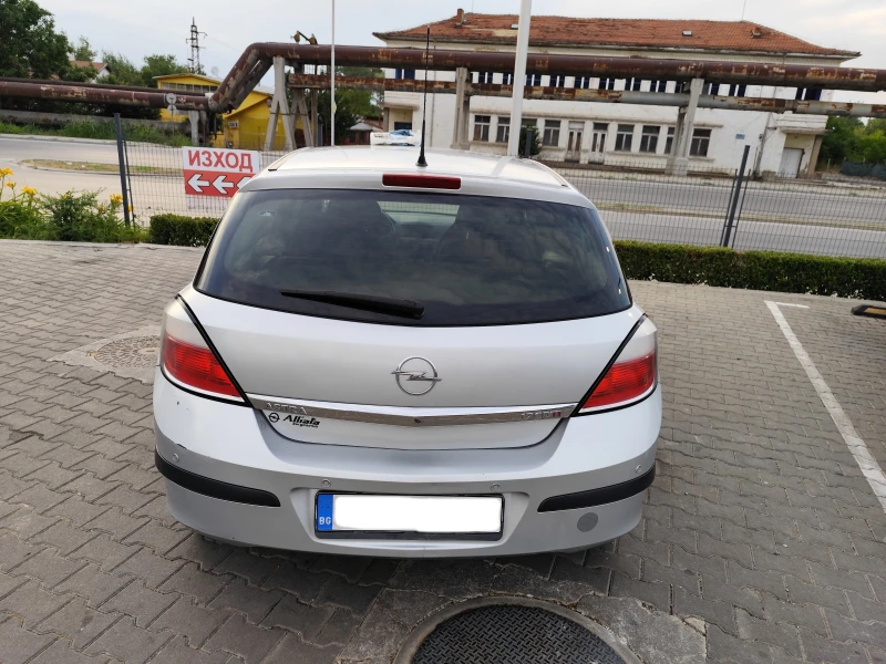 Opel Astra, снимка 8 - Автомобили и джипове - 52006428