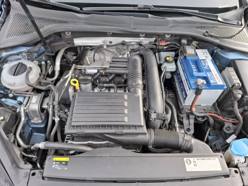 VW Golf 1.4 122к.с., снимка 13 - Автомобили и джипове - 52129743