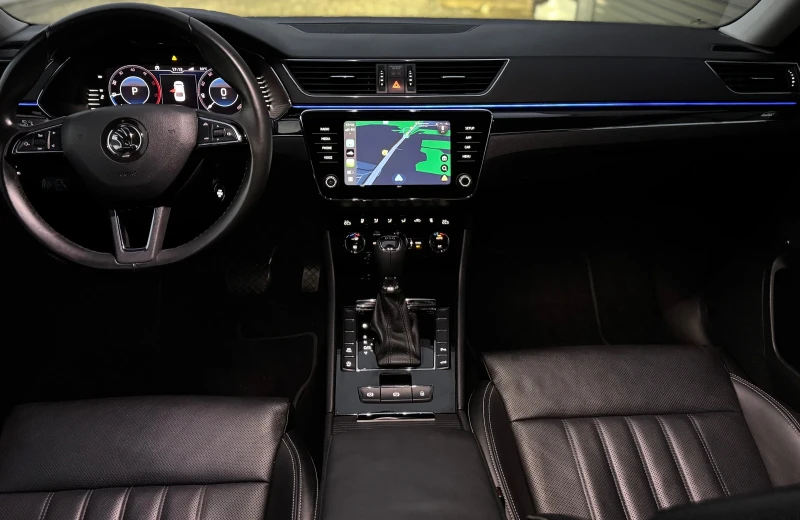 Skoda Superb 2.0TDI 150к.с * L&K* 114000км, снимка 14 - Автомобили и джипове - 52496157