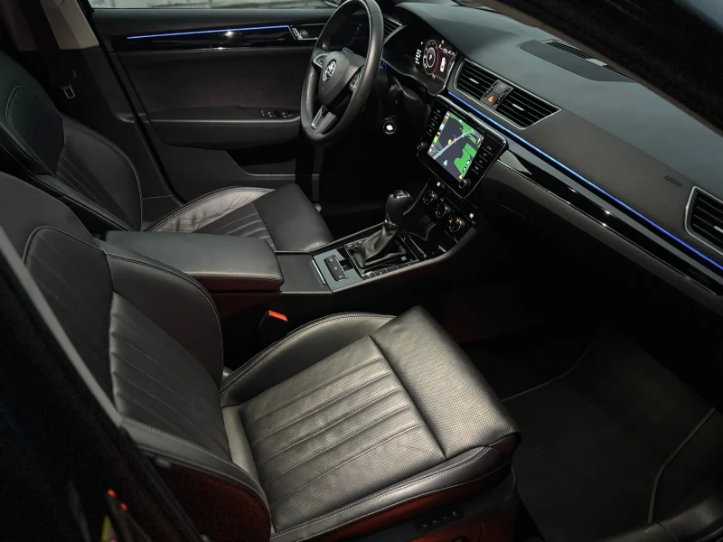 Skoda Superb 2.0TDI 150к.с * L&K* 114000км, снимка 15 - Автомобили и джипове - 52496157