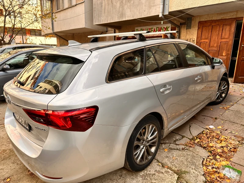 Toyota Avensis, снимка 5 - Автомобили и джипове - 52555005