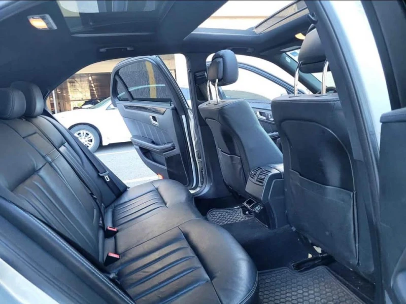 Mercedes-Benz E 400 AMG PACK* 4MATIC* CARFAX* АВТО КРЕДИТ* , снимка 6 - Автомобили и джипове - 53355177