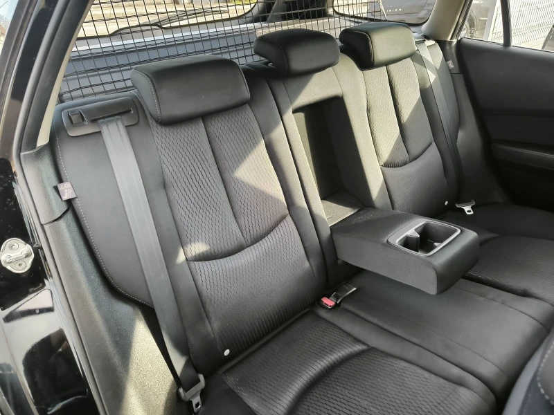 Mazda 6 2.0i , снимка 11 - Автомобили и джипове - 53394831