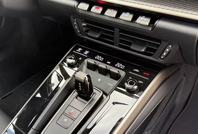Porsche 911 Turbo S = NEW = SportDesign �������� | Mobile.bg � ����������� 12