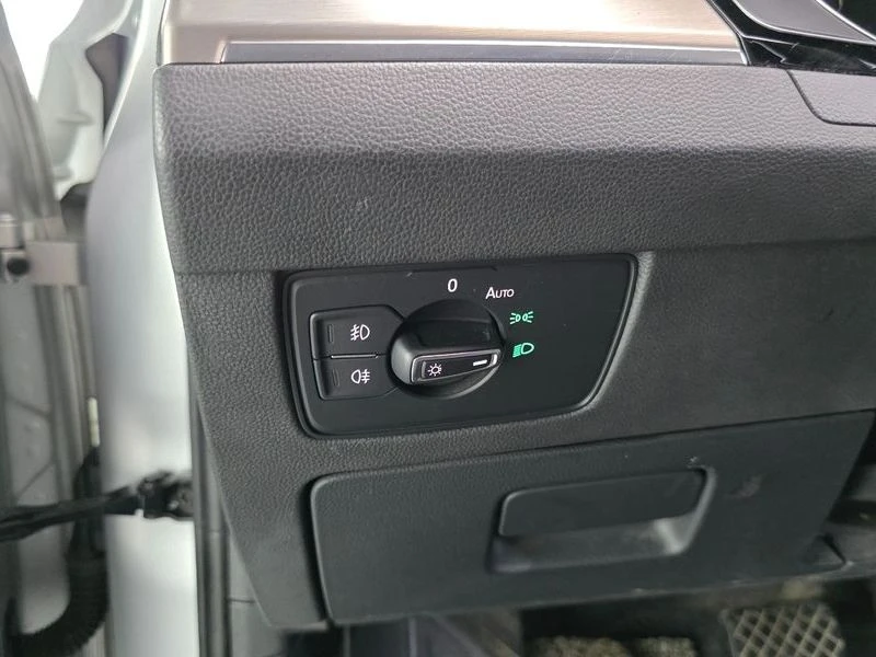 VW Passat 2.0 DFC Automatic, снимка 16 - Автомобили и джипове - 55723111