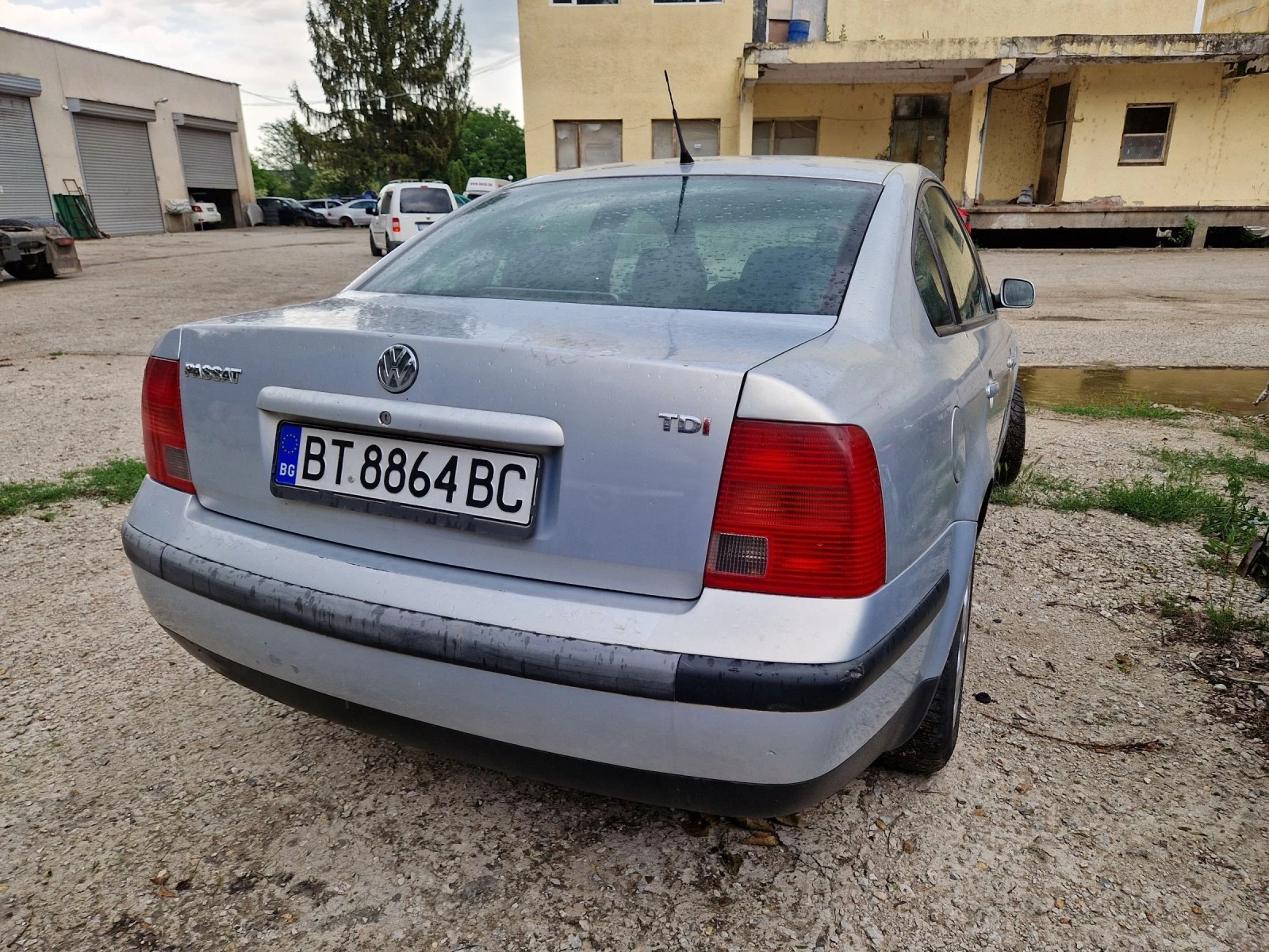 VW Passat 1.9TDI 110к.с. - изображение 6