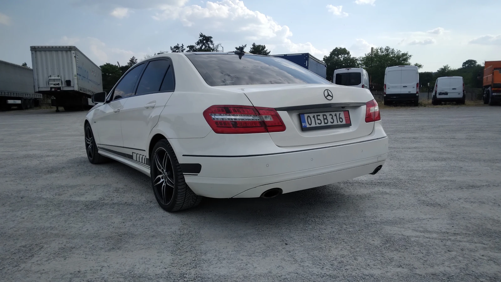 Mercedes-Benz E 350 Mercedes-Benz E-Klasse E 350 CDI Avantgarde - изображение 4