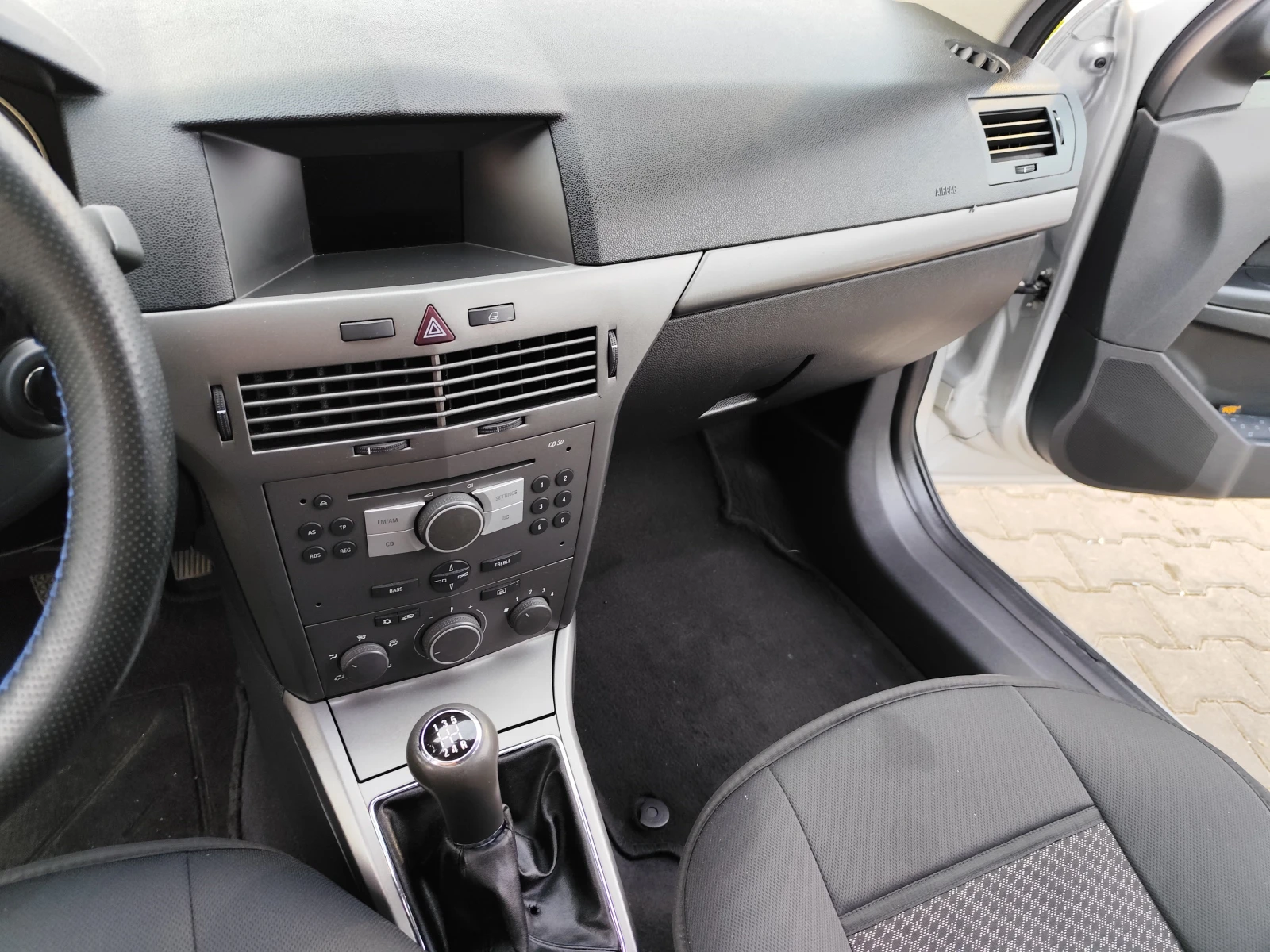 Opel Astra  - изображение 4