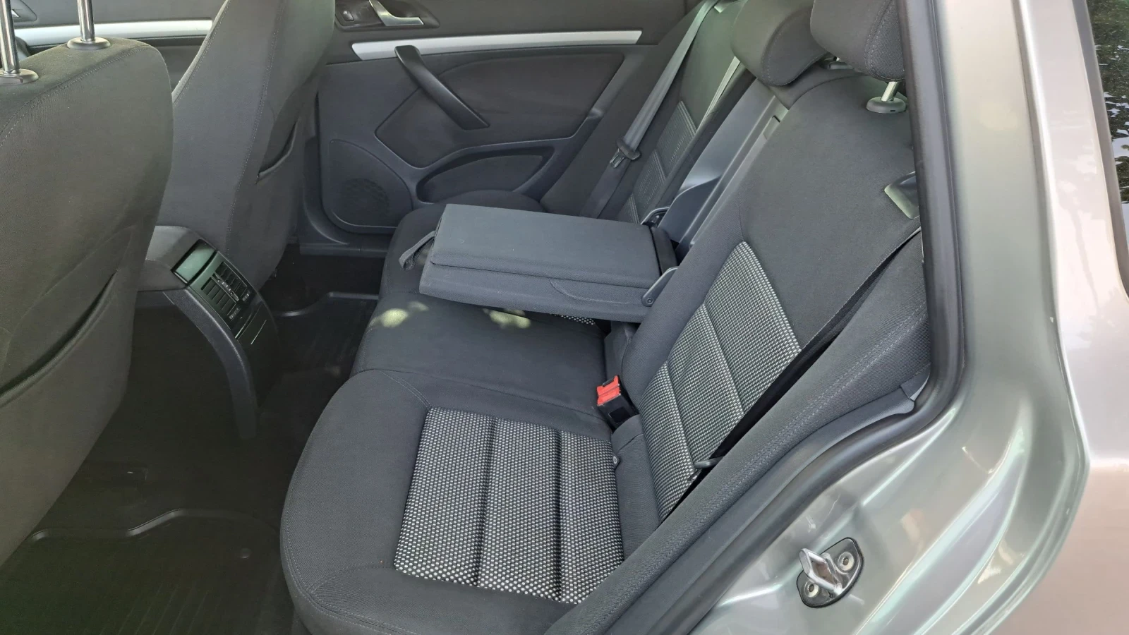 Skoda Octavia SCAUT  4x4 - изображение 8