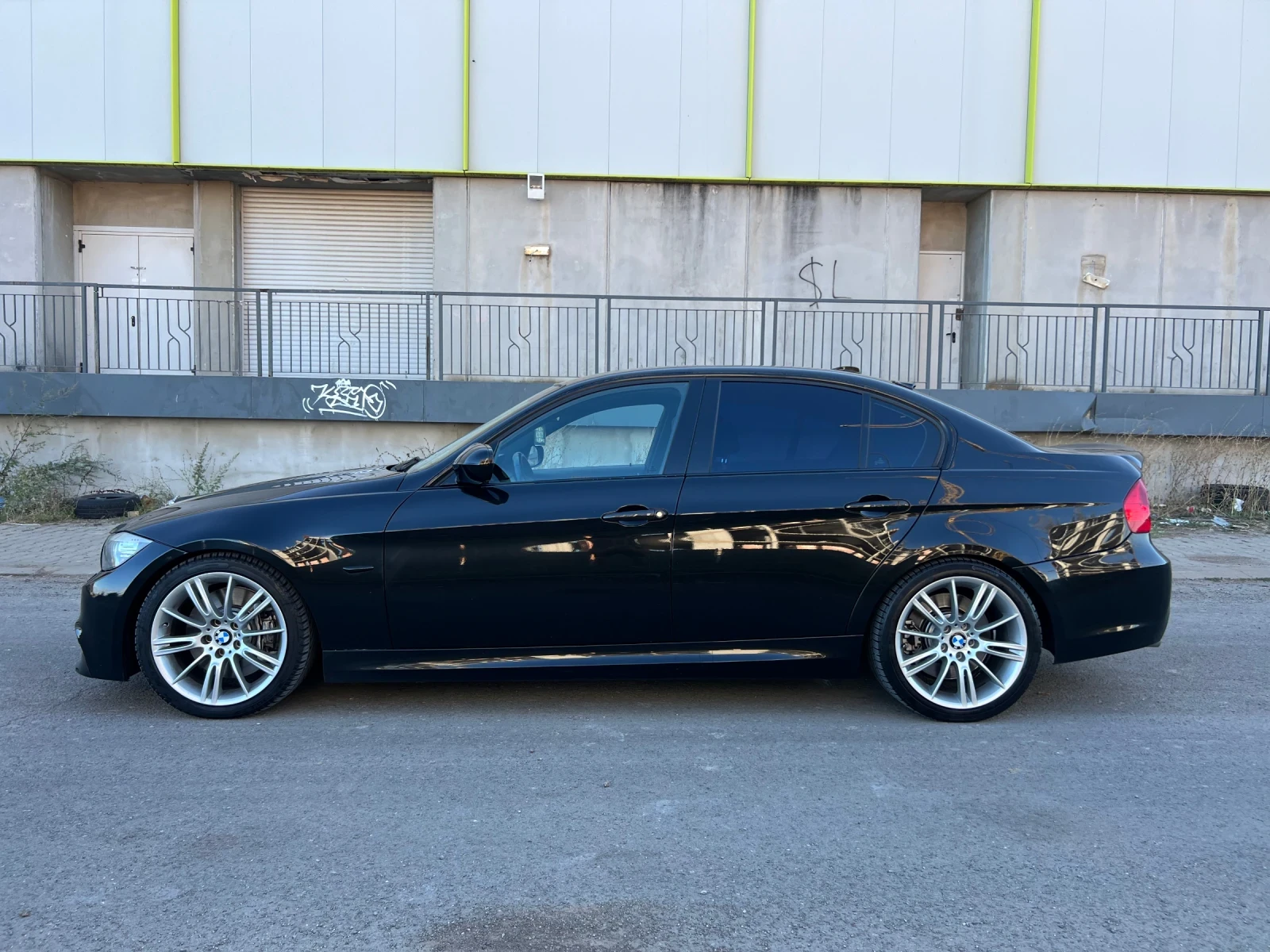 BMW 330 330d - изображение 8