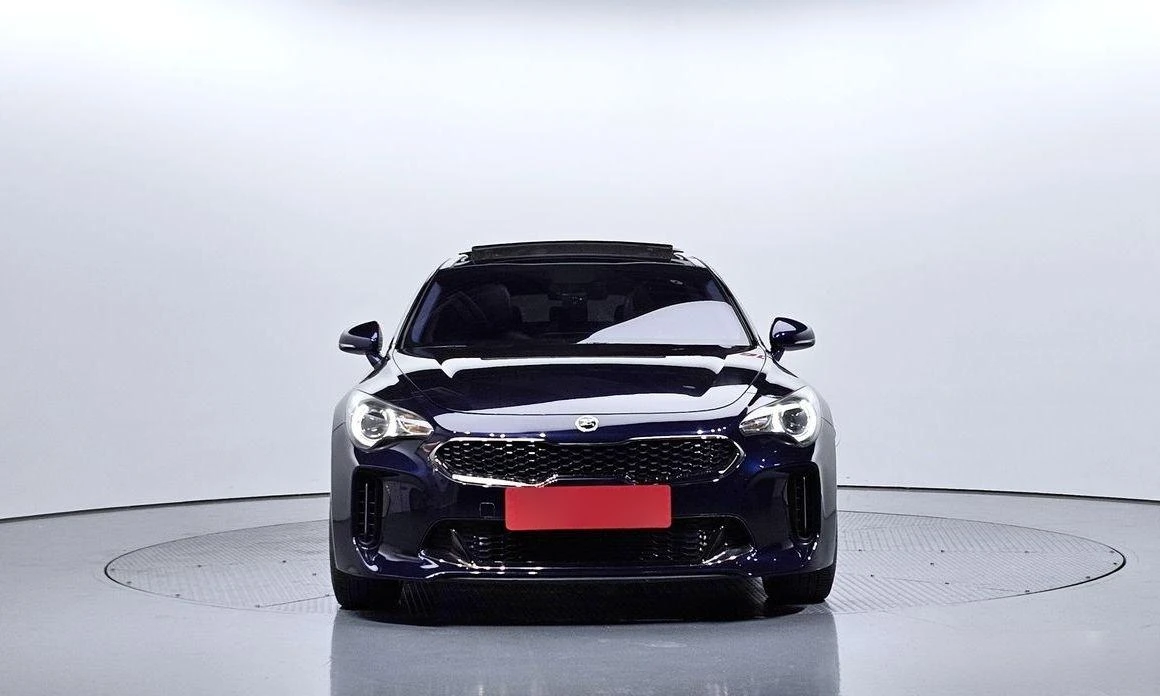 Kia Stinger 2.0 Turbo AWD * НАЙ-ДОБРА ЦЕНА В БЪЛГАРИЯ*  - изображение 3